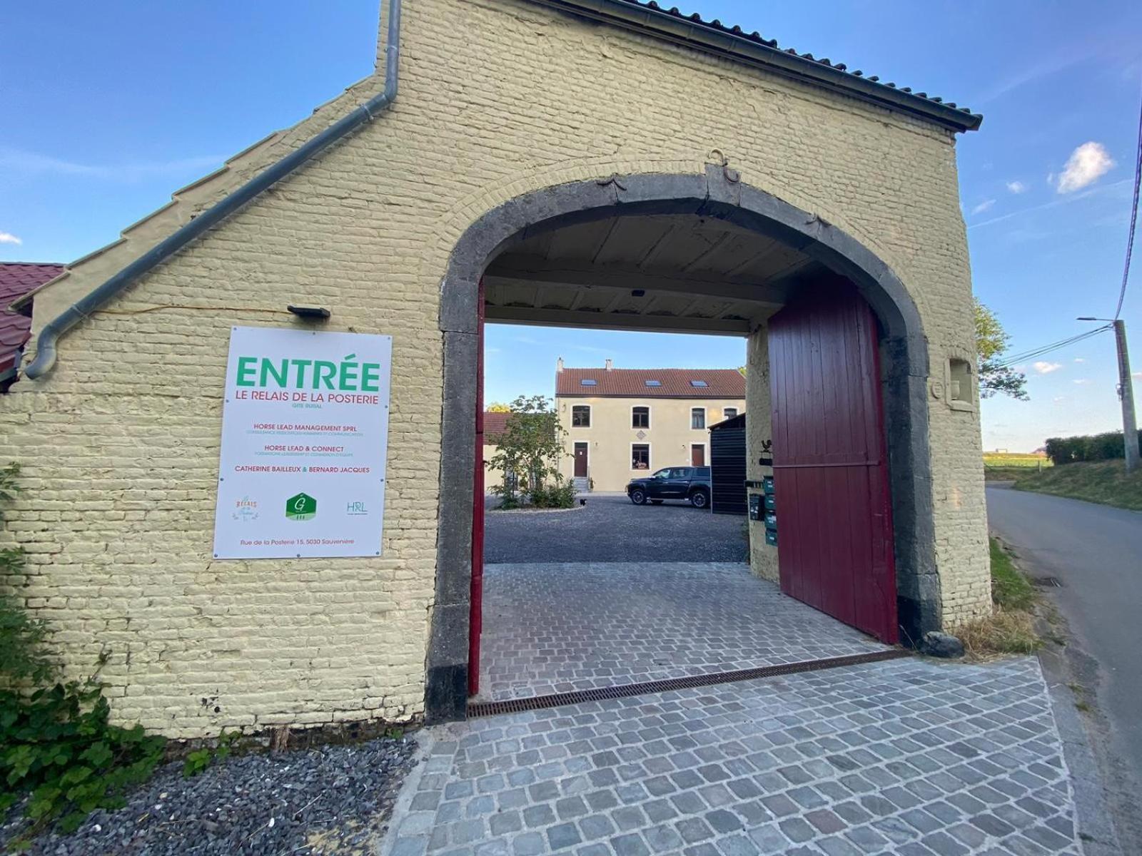 Le Relais De La Posterie Gembloux Exterior foto